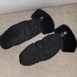 Ugg Shearling Cuff Mittens